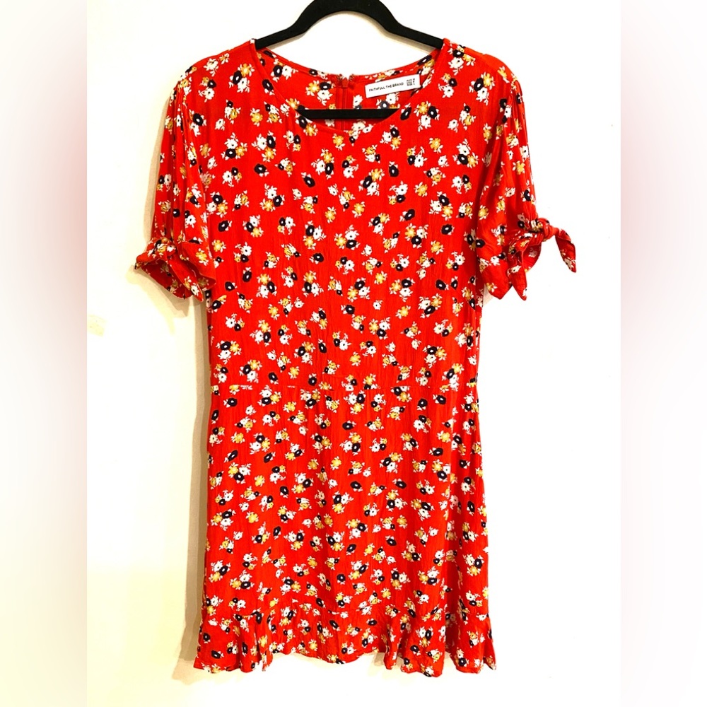 Faithfull the Brand adorable red floral dress size 8 EUC